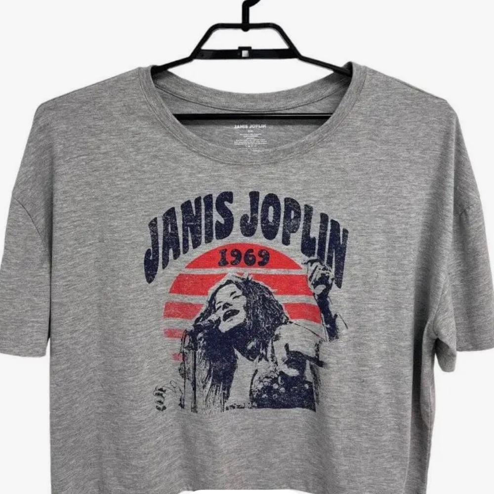 New Light Gray Janis Joplin Graphic Crop Tee with Orange Accent Size XL No Tags